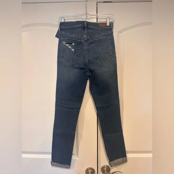 NWT - super skinny high rise distressed jeans - med/dark wash. - Picture 5 of 5